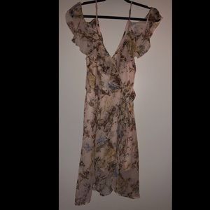 Floral Cold-Shoulder Short Dress